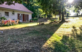 Cozy Home In Saint-Pardoux-La-Riviè With Wifi